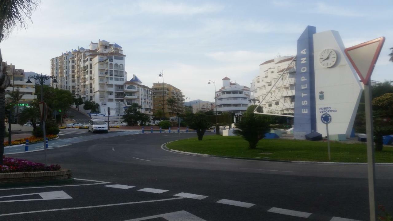 Puerto Deportivo Estepona Luaran gambar